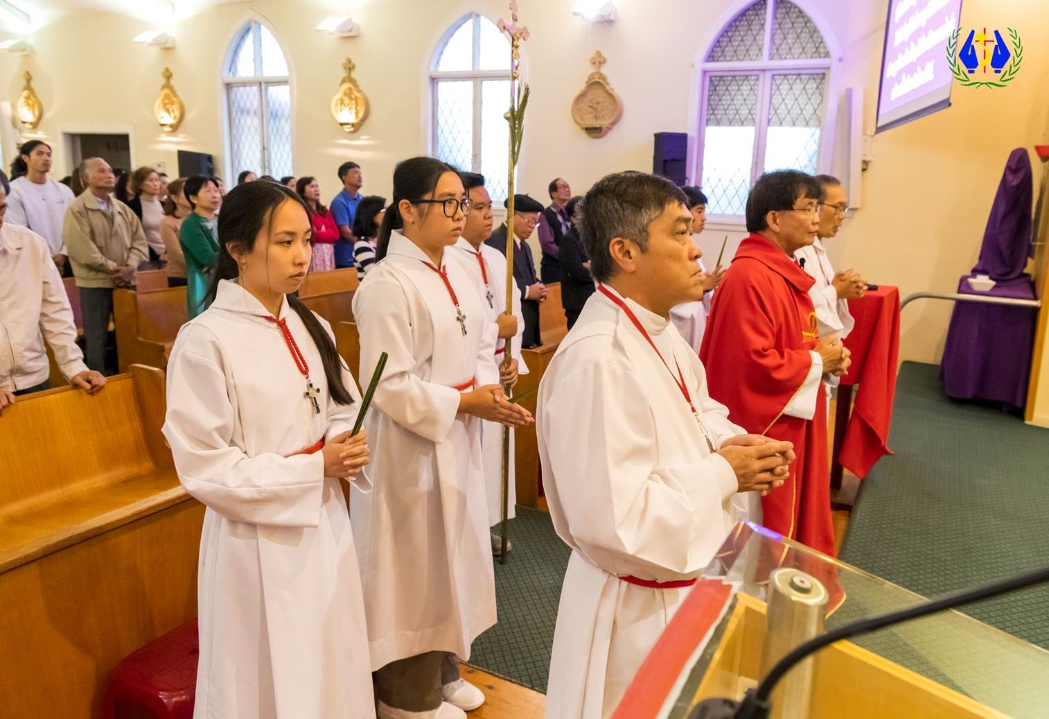 Tập hình ảnh Lễ Lá tại nhà thờ St. Therese, Giáo đoàn Fairfield.